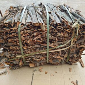 Premium Compressed Cassia Whole — Natural Sun Dried Sulfur-Free Bulk Spice